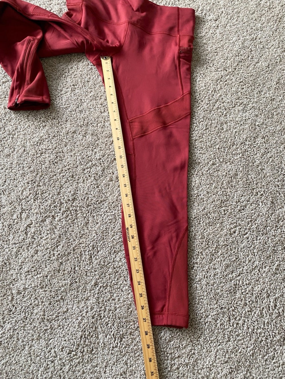 Lululemon Keep The Fleece Tight 28” in Dark Red Sz 10 - Picture 16 of 16